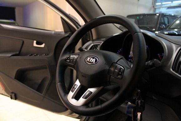 Kia Sportage, 2.0 л, АТ, 2013 фото 9