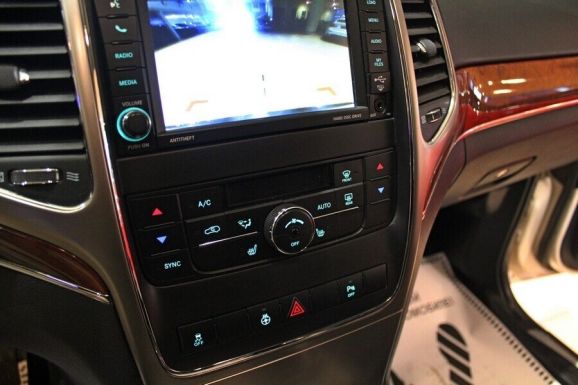 Jeep Grand Cherokee, 3.6 л, АТ, 2012 фото 1