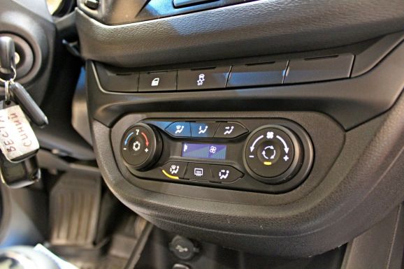 LADA (ВАЗ) Vesta, 1.6 л, Робот, 2018 фото 9