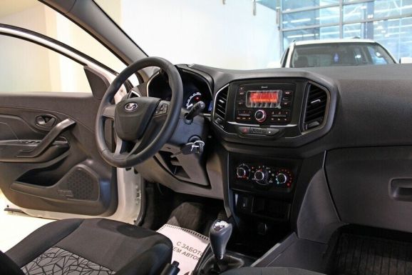 LADA (ВАЗ) XRAY, 1.8 л, Робот, 2021 фото 7