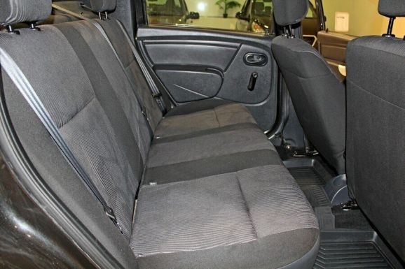 Renault Logan, 1.6 л, МТ, 2012 фото 2