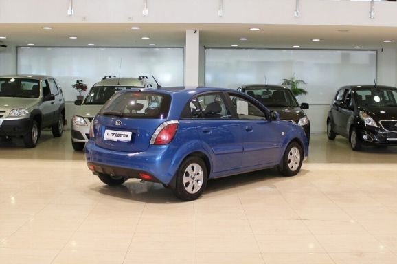 Kia Rio, 1.4 л, АТ, 2011 фото 6