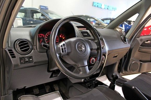 Suzuki SX4, 1.6 л, МТ, 2008 фото 9