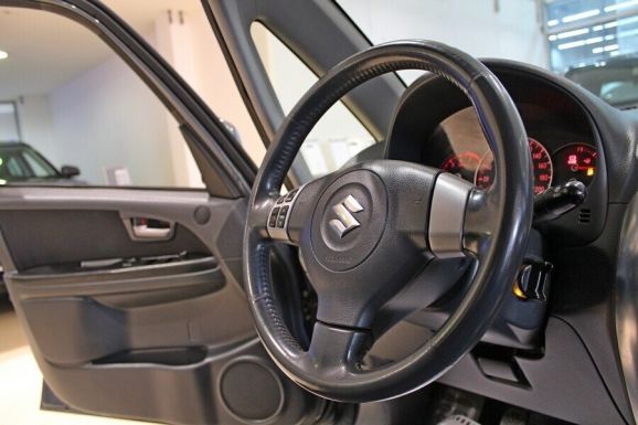 Suzuki SX4, 1.6 л, МТ, 2008 фото 2