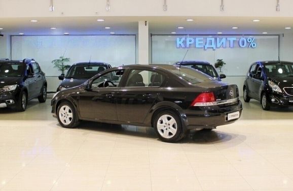 Opel Astra, 1.6 л, МТ, 2013 фото 6