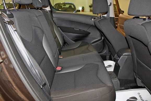 Peugeot 308, 1.6 л, МТ, 2012 фото 8