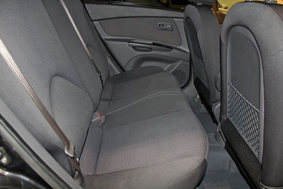 Kia Rio, 1.4 л, АТ, 2010 фото 8