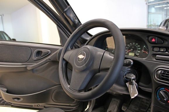 Chevrolet Niva, 1.7 л, МТ, 2016 фото 2