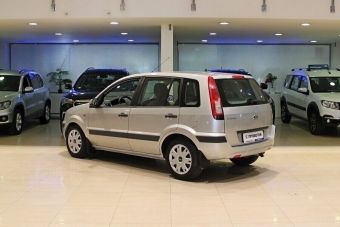 Ford Fusion, 1.4 л, МКПП, 2009 фото 5