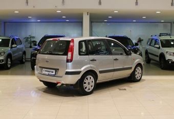 Ford Fusion, 1.4 л, МКПП, 2009 фото 6
