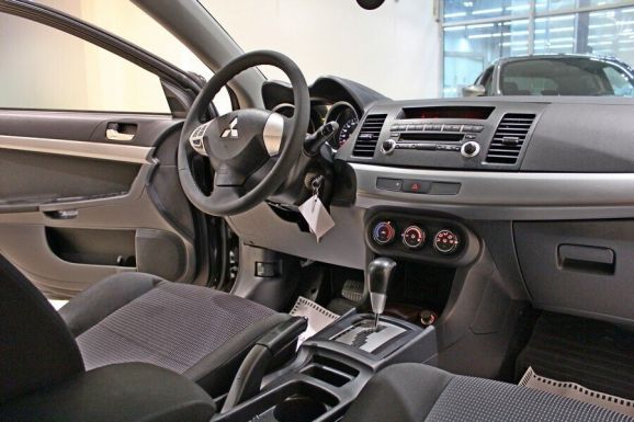 Mitsubishi Lancer, 1.5 л, АТ, 2010 фото 7