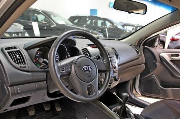 Kia Cerato, 1.6 л, МТ, 2013 фото 2