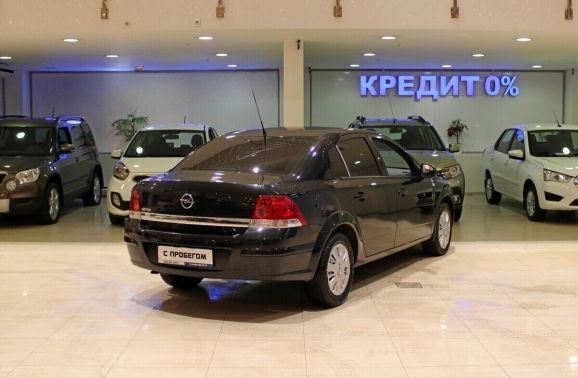 Opel Astra, 1.8 л, АТ, 2013 фото 6