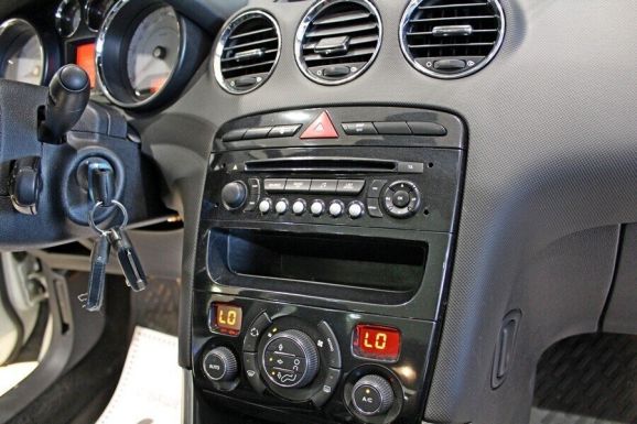 Peugeot 308, 1.6 л, МТ, 2013 фото 10