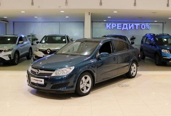 Opel Astra, 1.8 л, АТ, 2012 фото 3