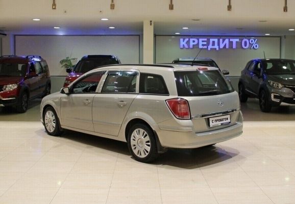 Opel Astra, 1.8 л, АТ, 2011 фото 6