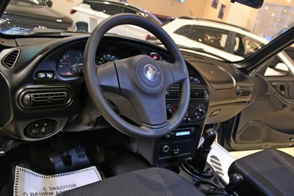 Chevrolet Niva, 1.7 л, МТ, 2017 фото 1