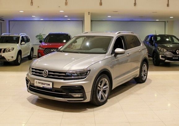 Volkswagen Tiguan, 2.0 л, Робот, 2018 фото 3