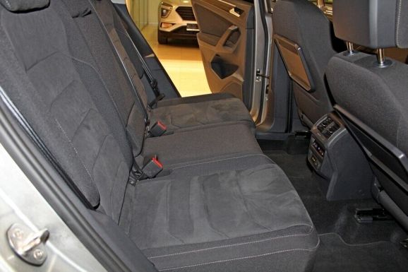 Volkswagen Tiguan, 2.0 л, Робот, 2018 фото 8