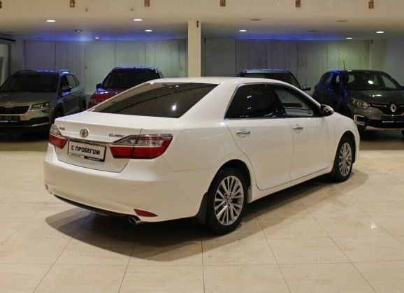 Toyota Camry, 2.5 л, АТ, 2017 фото 6