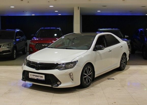 Toyota Camry, 2.5 л, АТ, 2017 фото 3