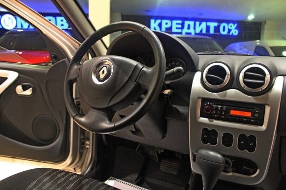 Renault Sandero, 1.6 л, АТ, 2013 фото 7