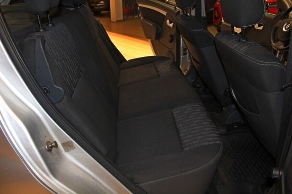 Renault Sandero, 1.6 л, АТ, 2013 фото 1