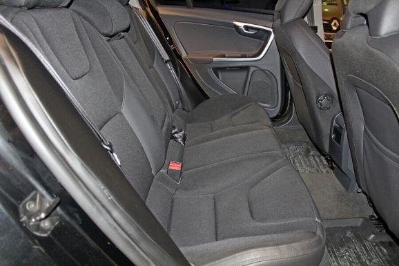 Volvo S60, 1.6 л, АТ, 2013 фото 8