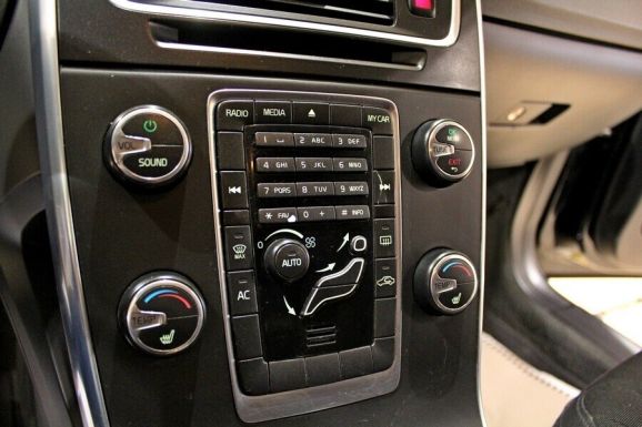 Volvo S60, 1.6 л, АТ, 2013 фото 1