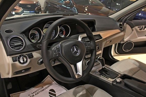 Mercedes-Benz C-Класс, 3.5 л, АТ, 2012 фото 7