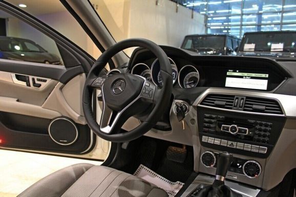 Mercedes-Benz C-Класс, 3.5 л, АТ, 2012 фото 8