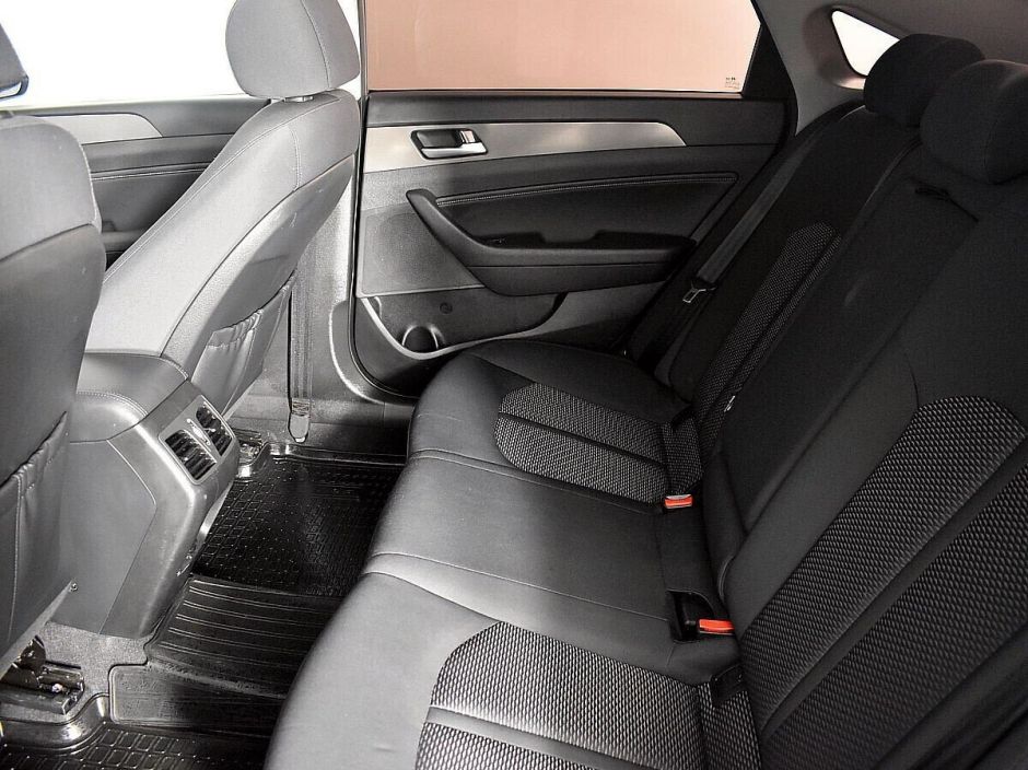 Hyundai Sonata, 2.0 л, АТ, 2018 фото 1