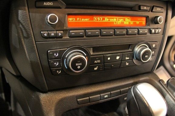 BMW X1, 2.0 л, АТ, 2010 фото 9