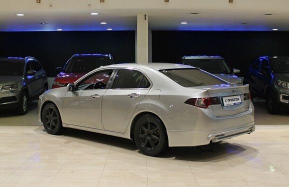 Honda Accord, 2.0 л, АТ, 2010 фото 5