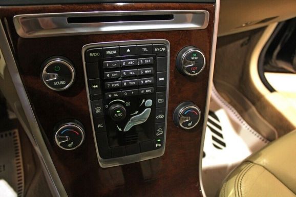 Volvo XC60, 2.4 л, АТ, 2012 фото 10