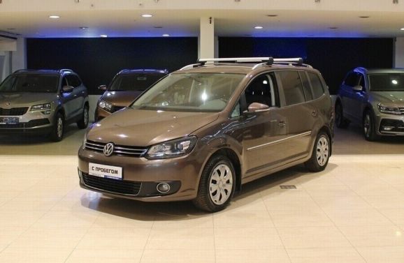 Volkswagen Touran, 1.4 л, Робот, 2011 фото 3