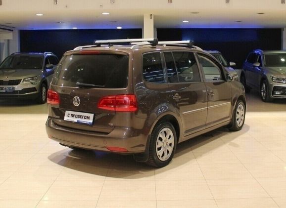Volkswagen Touran, 1.4 л, Робот, 2011 фото 6