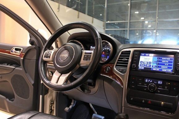 Jeep Grand Cherokee, 3.0 л, АТ, 2011 фото 7