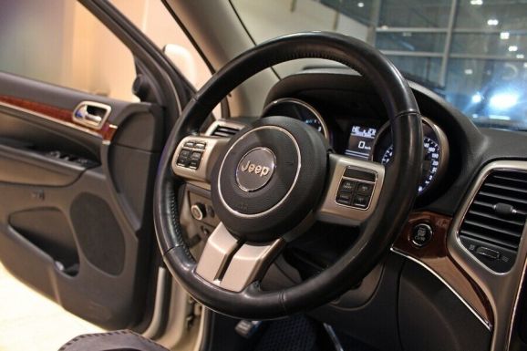 Jeep Grand Cherokee, 3.0 л, АТ, 2011 фото 10