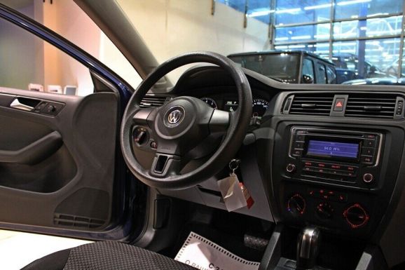 Volkswagen Jetta, 1.6 л, АТ, 2016 фото 7