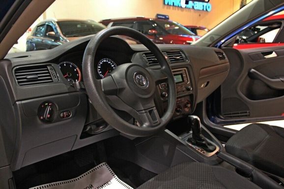 Volkswagen Jetta, 1.6 л, АТ, 2016 фото 11