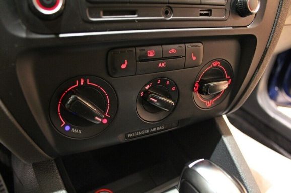 Volkswagen Jetta, 1.6 л, АТ, 2016 фото 2