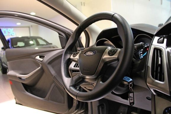 Ford Focus, 1.6 л, МТ, 2014 фото 2