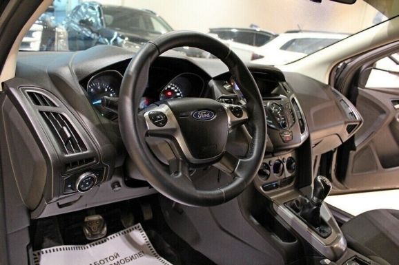 Ford Focus, 1.6 л, МТ, 2014 фото 1