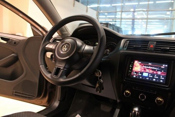 Volkswagen Jetta, 1.6 л, АТ, 2014 фото 7