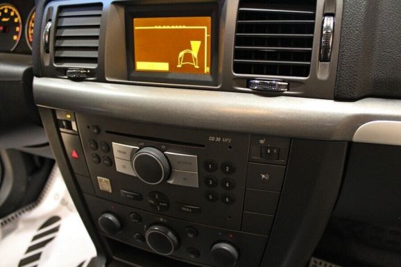 Opel Vectra, 1.8 л, МТ, 2008 фото 9