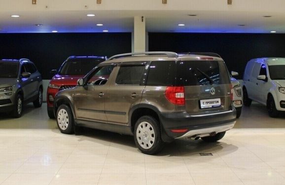 Skoda Yeti, 1.2 л, Робот, 2013 фото 5