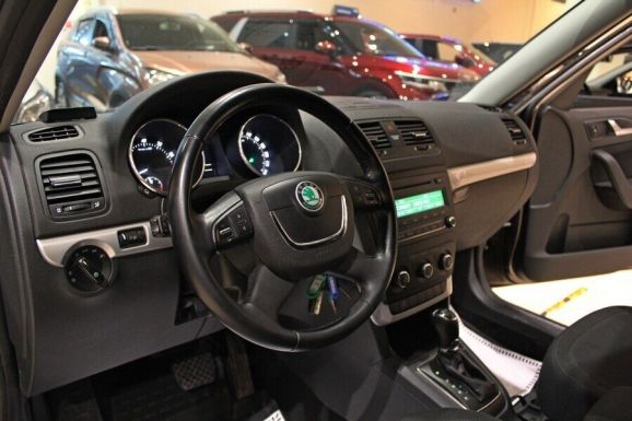 Skoda Yeti, 1.2 л, Робот, 2013 фото 1