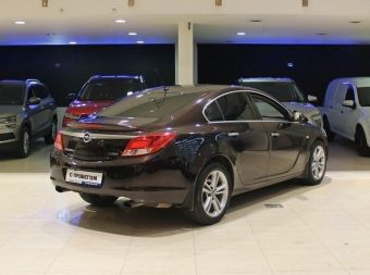 Opel Insignia, 2.0 л, АКПП, 2013 фото 6
