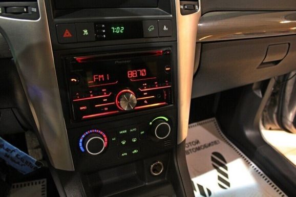 Chevrolet Captiva, 2.4 л, АТ, 2010 фото 6